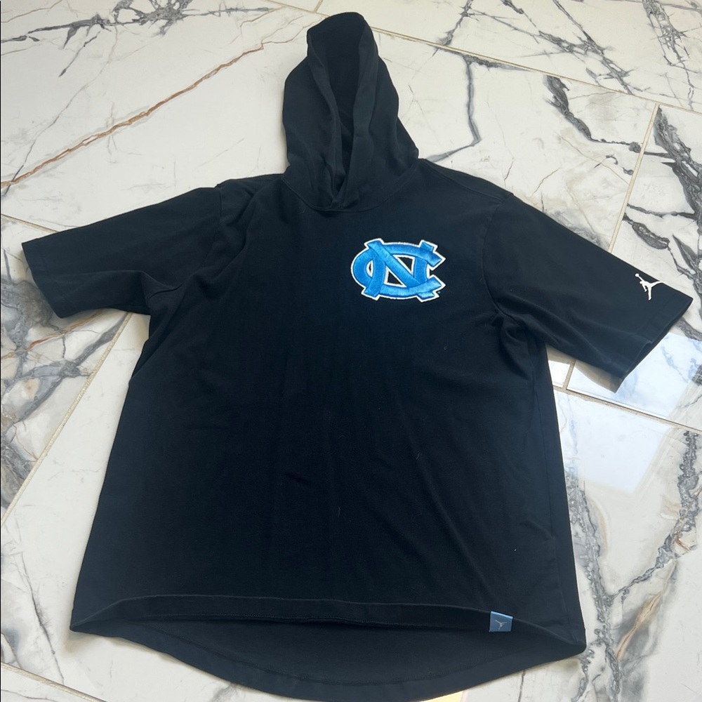 The Nike Tee Hoodie UNC Tarheels Black Shirt Basketball Air Jordan
